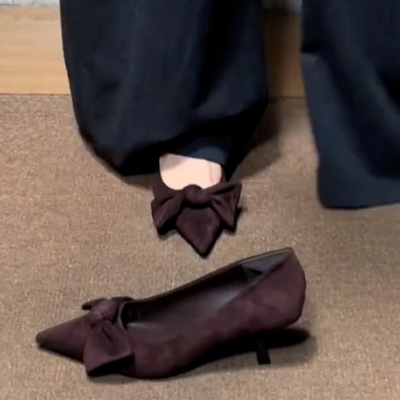 French Street Fashion - French Pointed-toe Bow Suede Single Shoe