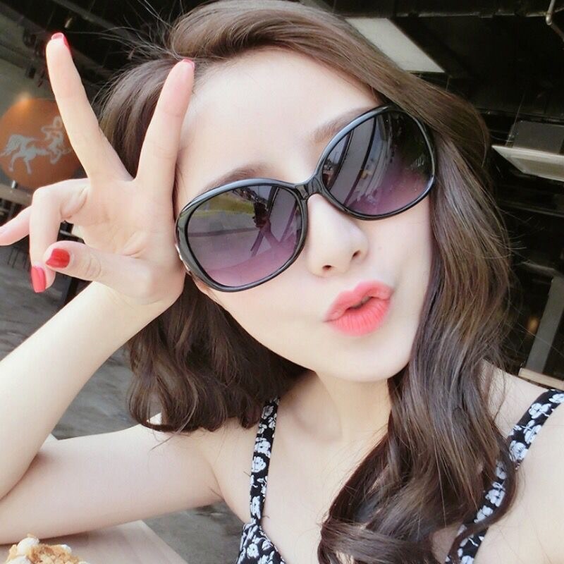 Street Fashion Trends - New Fashion Oval Sunglasses Trend Large