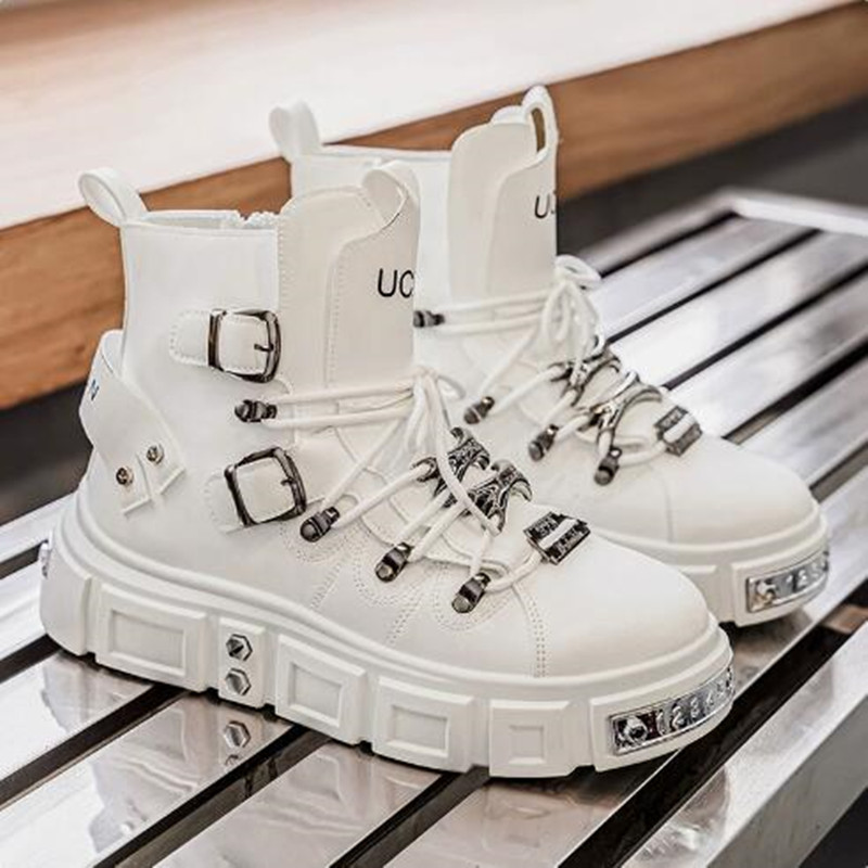 Luxury Rivet Black High top Sn - Street Fashion Luxury recension och pris