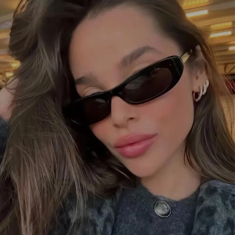 New Retro Oval Frame Sunglasse - Street Fashion Trends recension och pris