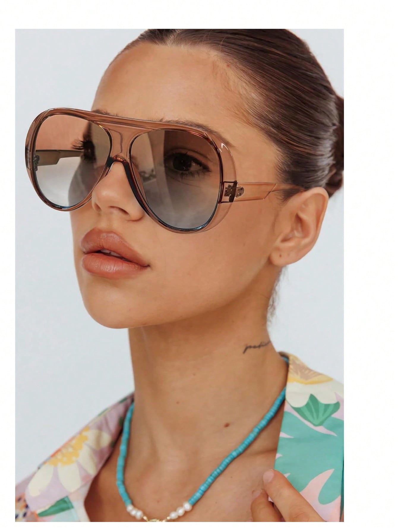 1PC Vintage Oversized Square F - Street Fashion Luxury recension och pris
