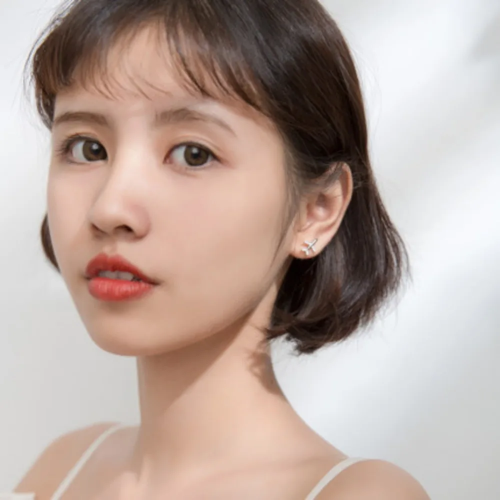 Simple Delicate Small Plane Ai - Street Fashion Earrings recension och pris