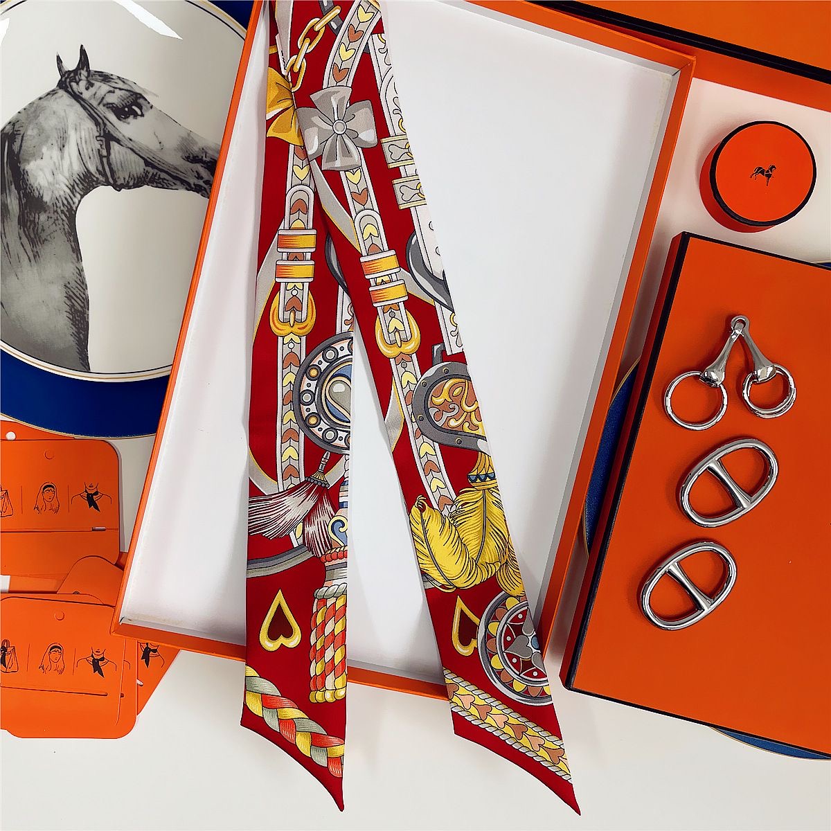 French New Style Scarf Heart L - French Street Fashion recension och pris
