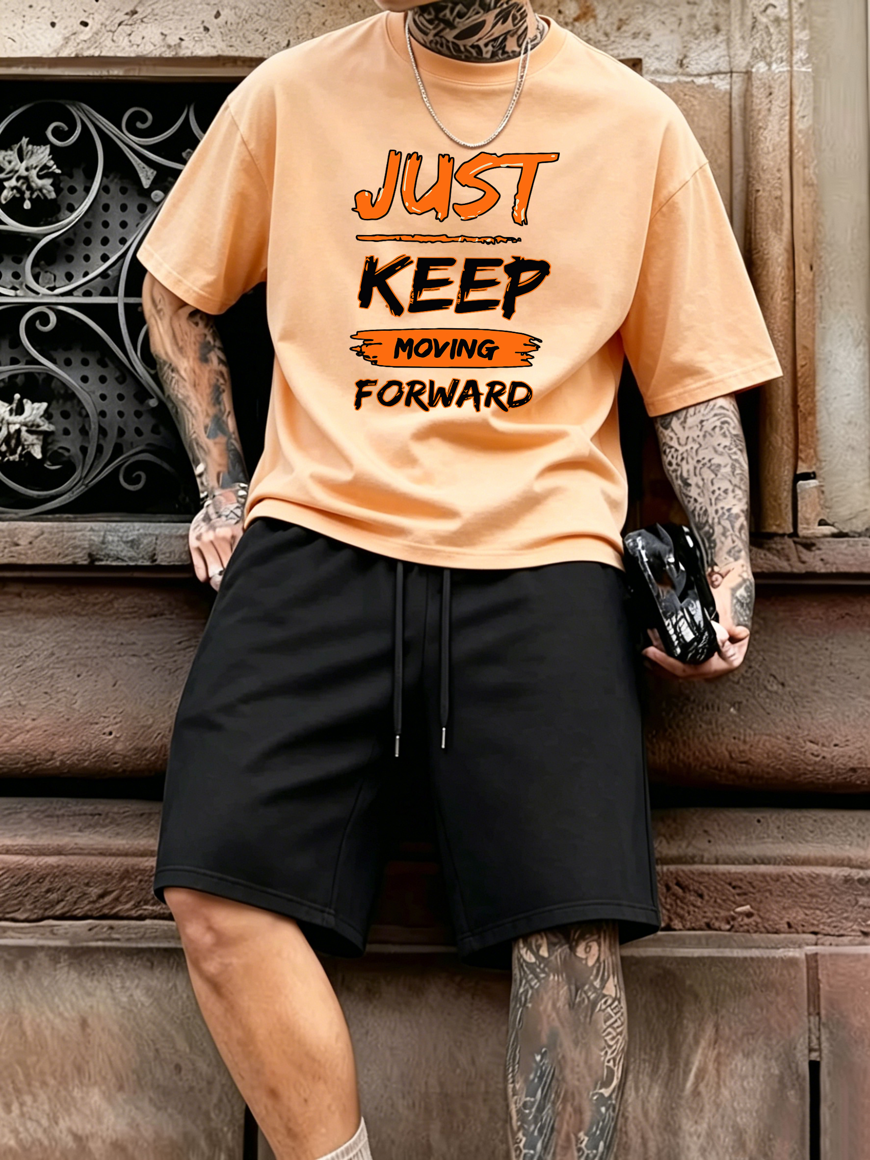 Just Keep Moving Forward Print - Street Fashion Elements recension och pris